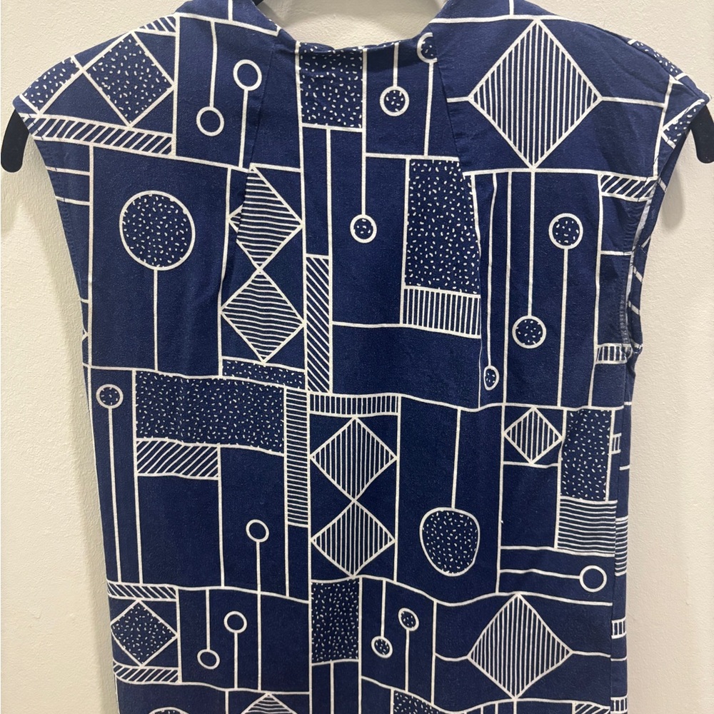 Geometric Navy and White Top